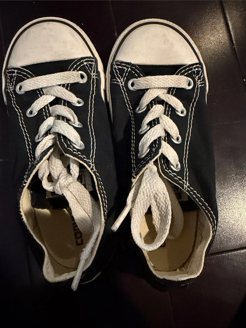 Kids Converse Low-Top Sneakers